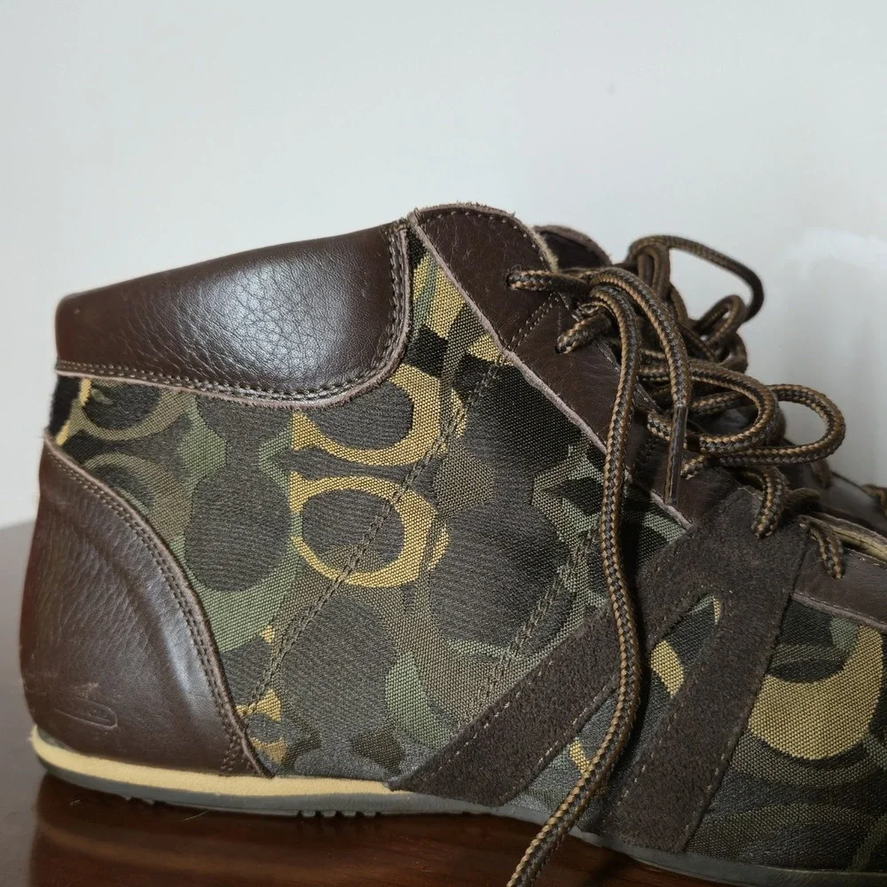 Coach Hammond 9.5D Signature C High Top Sneakers Brown Monogram Leather Chukka